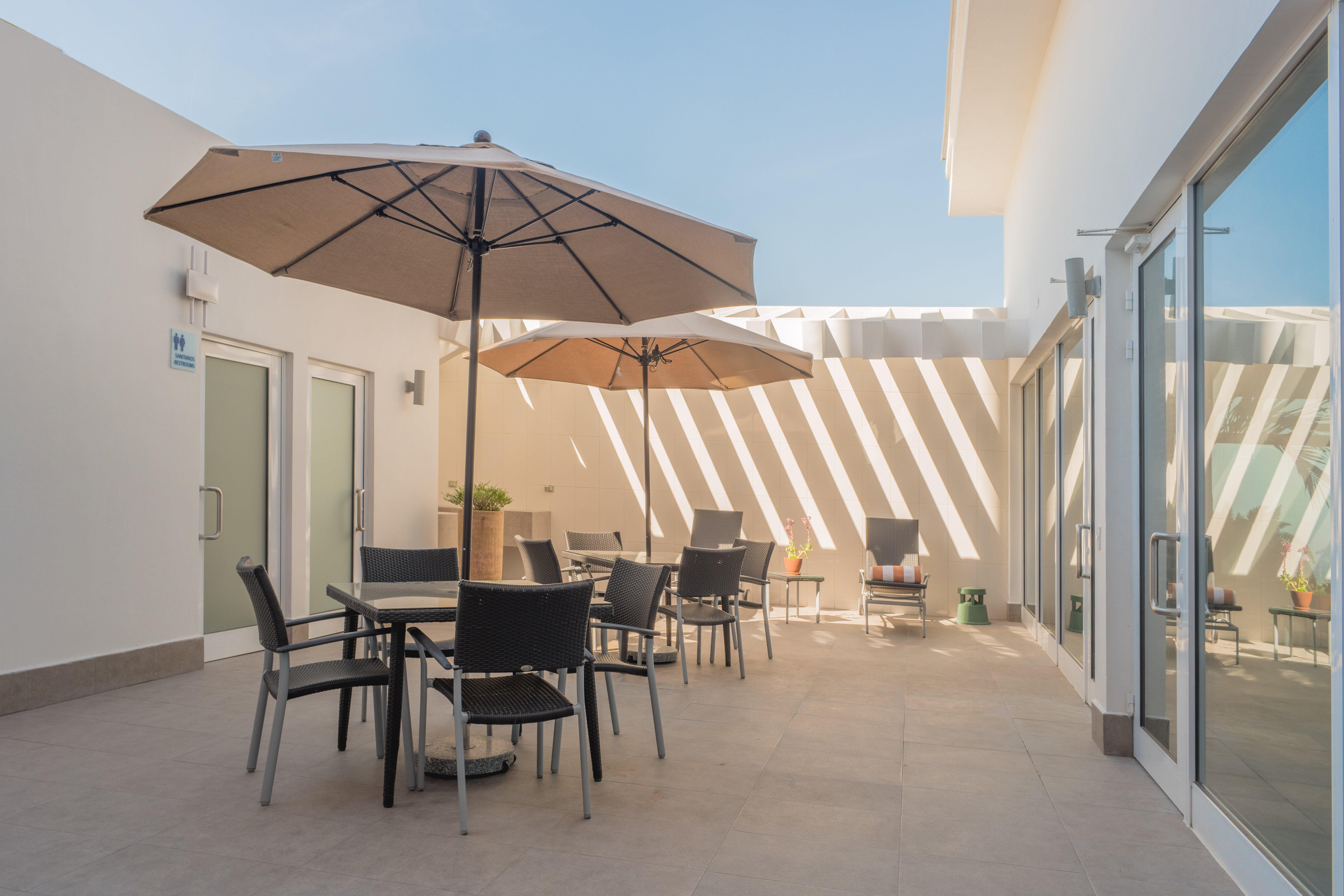 Holiday Inn Express & Suites Silao Aeropuerto Terminal By Ihg Buitenkant foto